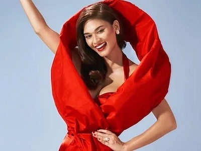 Pak na pak! Pia Wurtzbach on the cover of a gay magazine