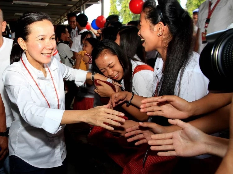 Duterte, Poe statistically tied in latest Pulse Asia survey Duterte, Poe statistically tied in latest Pulse Asia survey