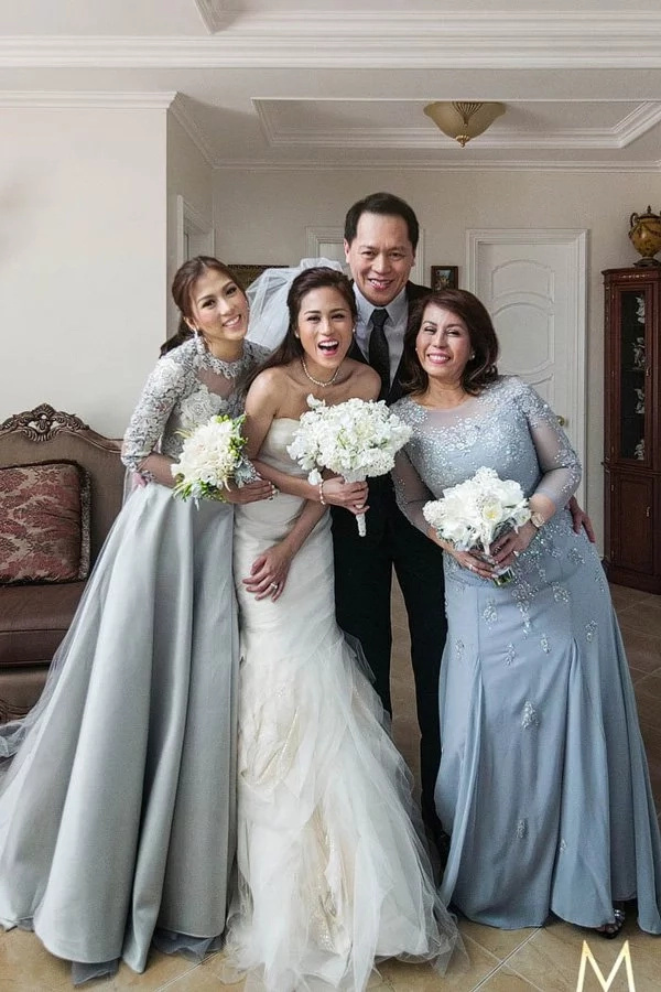 5 romantic things about Paul & Toni's wedding. A sweet flashback of how their love inspired us in celebration of their 2nd wedding anniversary. 5 romantic things about Paul & Toni's wedding. A sweet flashback of how their love inspired us in celebration of their 2nd wedding anniversary.