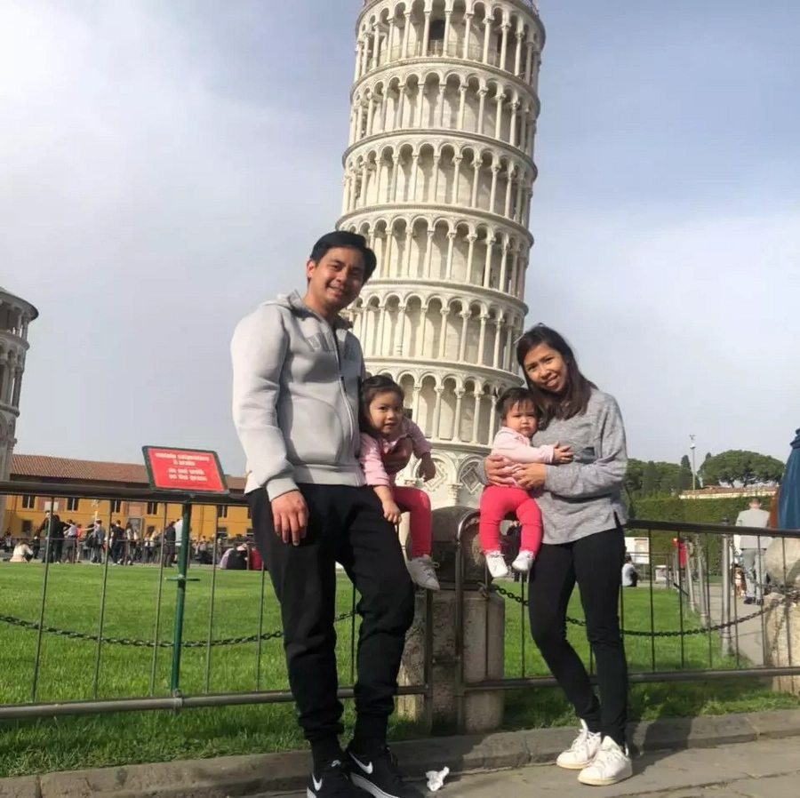 Nakakabilib talaga! OFW couple shares the story behind their own clothing store in Rome, Italy Nakakabilib talaga! OFW couple shares the story behind their own clothing store in Rome, Italy