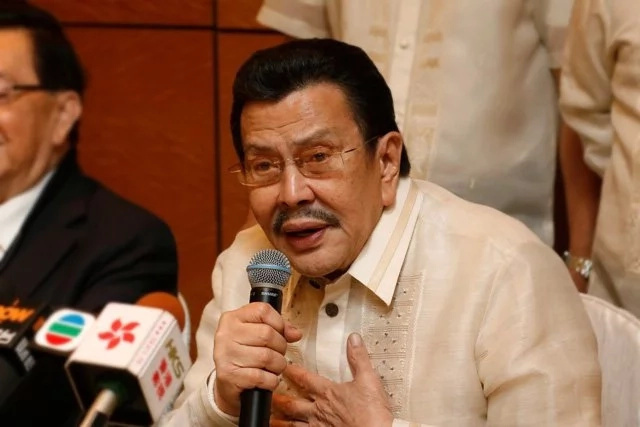 Erap supports Duterte’s war on drugs Erap supports Duterte’s war on drugs