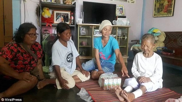 God is great! 8-meter long python attacks nun, bites and tries to squeeze life out of her God is great! 8-meter long python attacks nun, bites and tries to squeeze life out of her