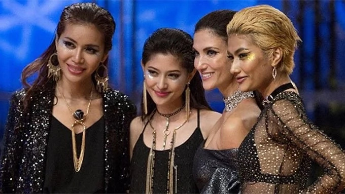 Cindy Bishop defends Maureen from her bashers Cindy Bishop defends Maureen from her bashers