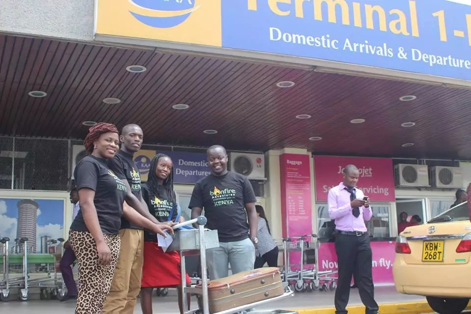 Couple who did KSh 100 wedding flies out for honeymoney