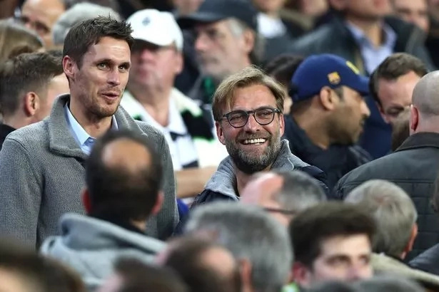 Liverpool manager converts his players to football fans Liverpool manager converts his players to football fans