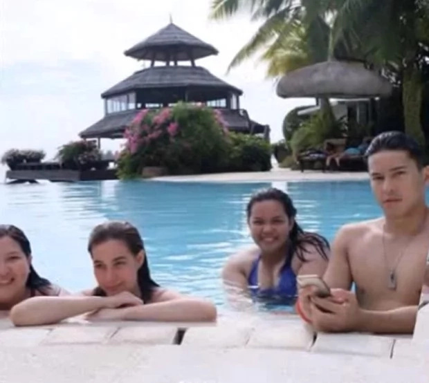 Bea Alonzo and Enchong Dee held hands at Pearl Farm, Davao ...