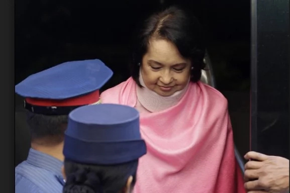 Duterte to release plunderers? Duterte to release plunderers?