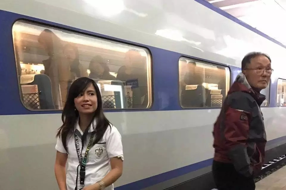 Tingnan ang isang estudyante na ‘sumakay’ ng tren sa Legarda ngunit nauwi sa Busan! Tingnan ang isang estudyante na ‘sumakay’ ng tren sa Legarda ngunit nauwi sa Busan!