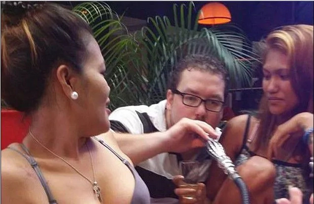 British Banker Tortured 2 Young Girls For 3 Days, FILMED Everything On The Phone British Banker Tortured 2 Young Girls For 3 Days, FILMED Everything On The Phone
