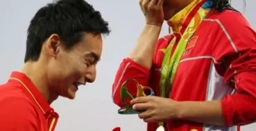 This guy proposed to his girlfriend at the Rio Olympics; their story will inspire you!