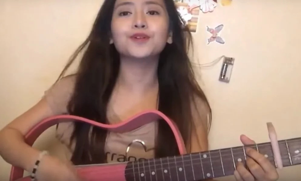 Pinay Singer Surprised Netizens With Willie Revillame Mash Up In Viral