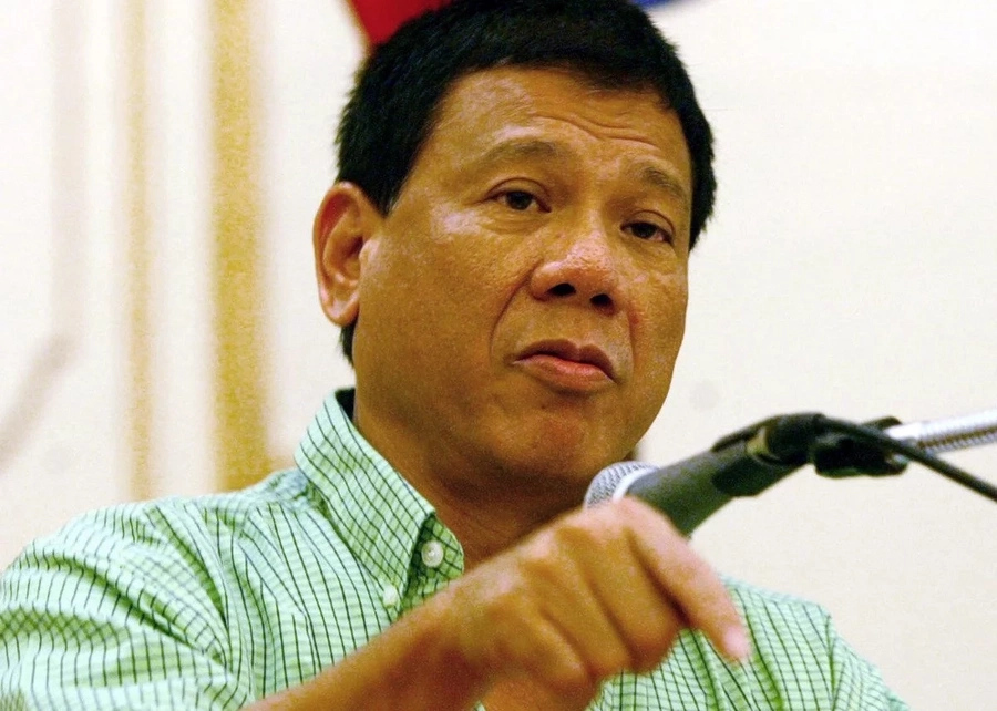 Duterte: "Shoot to kill" narco-politicians Duterte: "Shoot to kill" narco-politicians