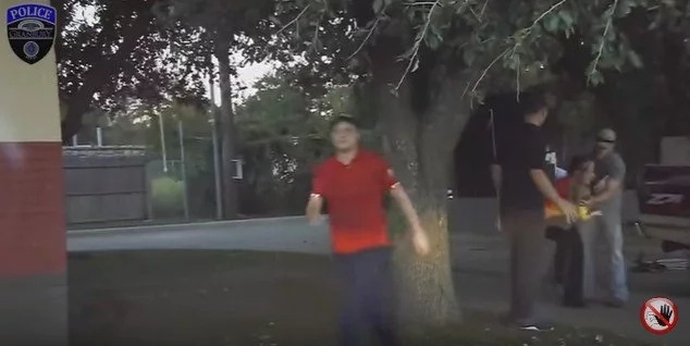 Texas Officer Saved 3-Year-Old Boy's Life Because Of His QUICK-THINKING (Video) Texas Officer Saved 3-Year-Old Boy's Life Because Of His QUICK-THINKING (Video)