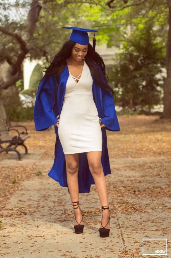 Girl, 16, graduates from high school a year early despite having a baby at 13 (photos) Girl, 16, graduates from high school a year early despite having a baby at 13 (photos)