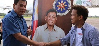 Nakakamangha! Self-taught fisherman's son's amazing Duterte painting now hangs in the Malacañang