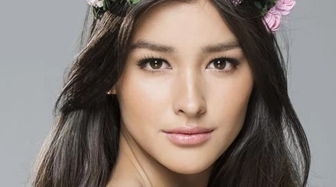 Liza Soberano meets Selena Gomez Liza Soberano meets Selena Gomez