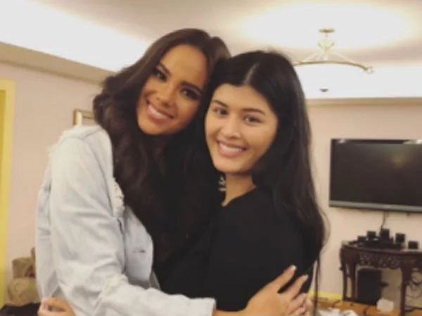 Mariel de Leon and Catriona Gray's meeting sparks new level of bashing from netizens Mariel de Leon and Catriona Gray's meeting sparks new level of bashing from netizens