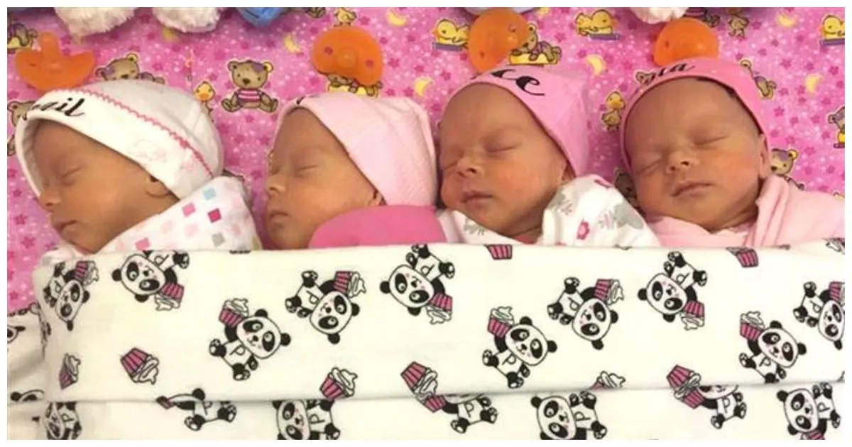 Mother gives birth to identical quadruplet baby girls (photos, video)