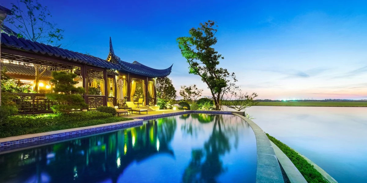 Photos of most expensive estate in China shows not everybody touched by overcrowding population there Photos of most expensive estate in China shows not everybody touched by overcrowding population there