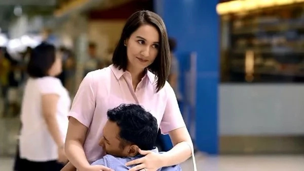 Viral SM special mother's day tribute proves hirap ang mga tatay pag walang mga nanay Viral SM special mother's day tribute proves hirap ang mga tatay pag walang mga nanay