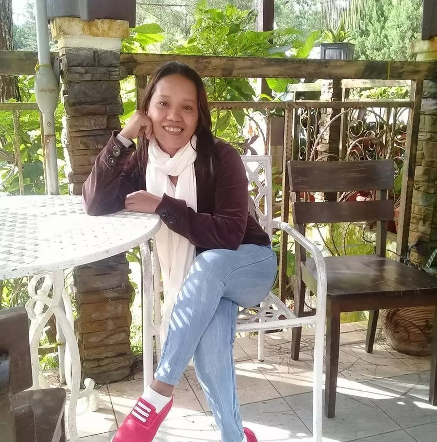 Patuloy na lumalaban kahit nahihirapan! Inspiring story of an OFW who experienced eating raw carrots to satisfy her hunger Patuloy na lumalaban kahit nahihirapan! Inspiring story of an OFW who experienced eating raw carrots to satisfy her hunger
