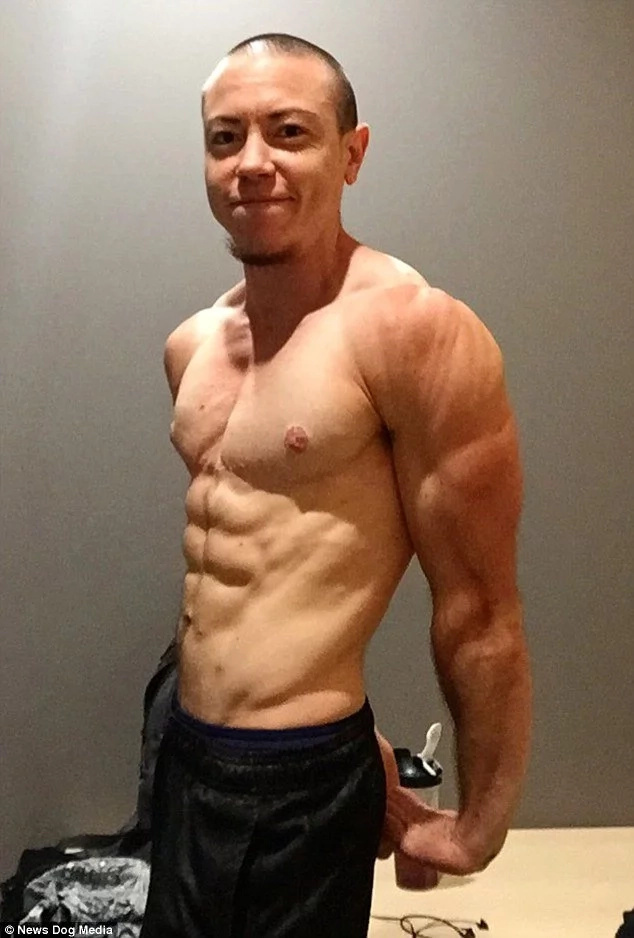 30-year-old tiny housewife turns into muscular bodybuilder because she hated her FEMALE BODY (photos, video) 30-year-old tiny housewife turns into muscular bodybuilder because she hated her FEMALE BODY (photos, video)