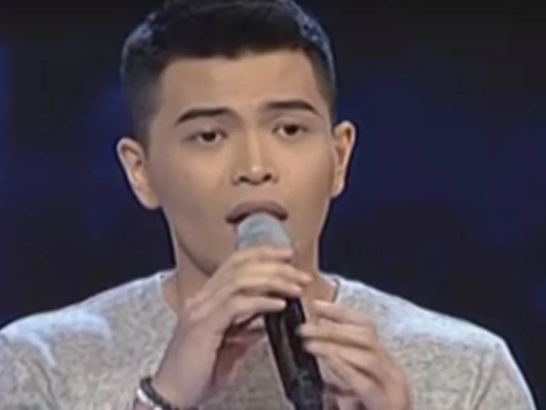 Daryl Ong brings netizens into a whole new world with emotional version of hit song Daryl Ong brings netizens into a whole new world with emotional version of hit song