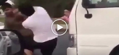 Knockdown si kabayan! Tough Pinoys get into wild brawl with Pakistani men during road rage incident