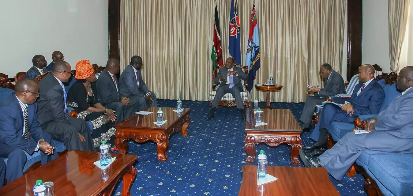 See Uhuru Making Deal With KUPPET At State House