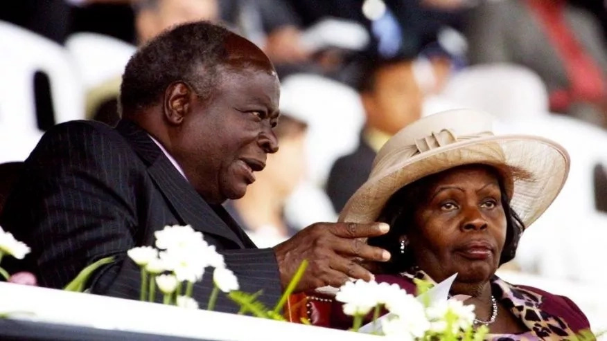 Mwai Kibaki admitted to the Karen Hospital