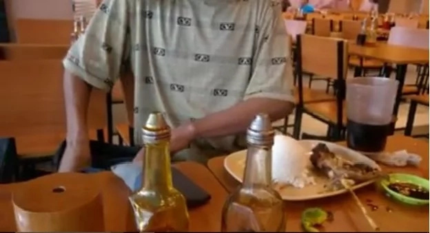 Surprising ways to save for an extra rice! This man shows us a better way to save for an extra rice. Surprising ways to save for an extra rice! This man shows us a better way to save for an extra rice.