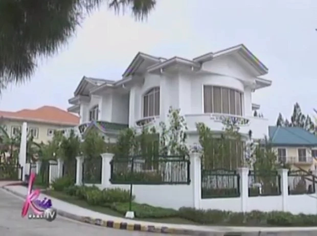 Boy Abunda shows off his resthouse in Cavite Boy Abunda shows off his resthouse in Cavite