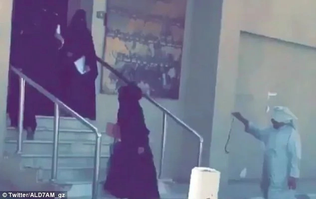 School guard uses cane and a SNAKE to group veiled female pupils (photos, video) School guard uses cane and a SNAKE to group veiled female pupils (photos, video)