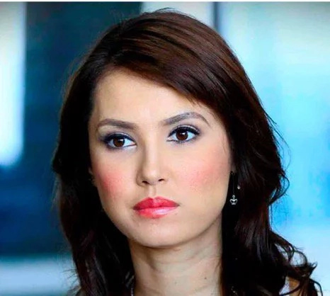 Maria Ozawa's first jeepney ride Maria Ozawa's first jeepney ride