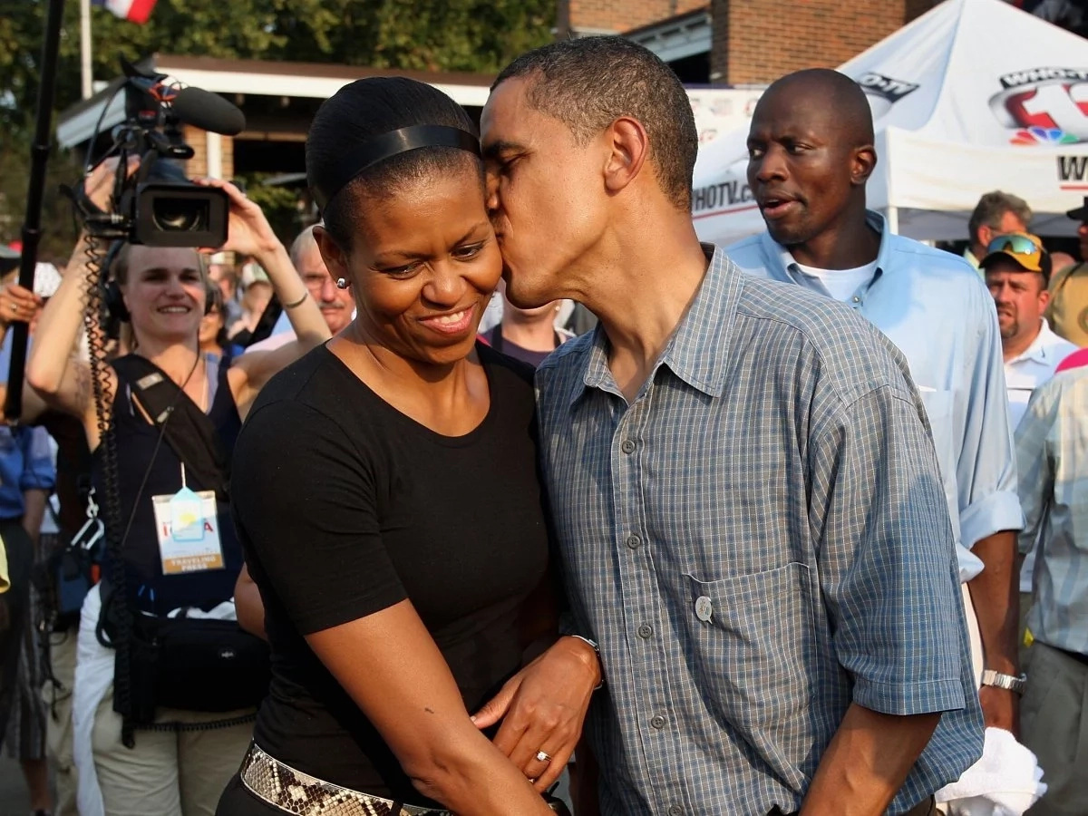 Should Kenyan leaders emulate Obama and Michelle in public display of love? Should Kenyan leaders emulate Obama and Michelle in public display of love?