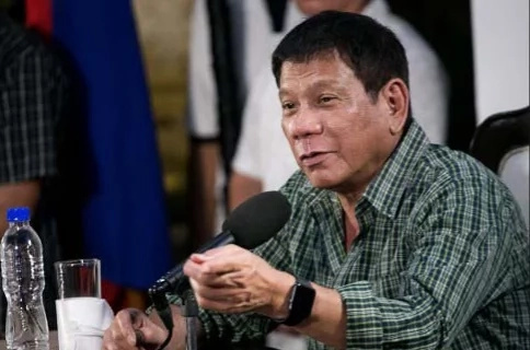 WATCH: Duterte violates Davao City's ordinance on women WATCH: Duterte violates Davao City's ordinance on women