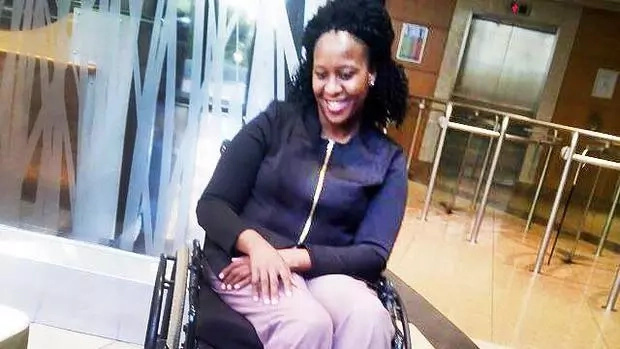 Woman in wheelchair was taken out of a flight even though they had initially said it was OK (photo)