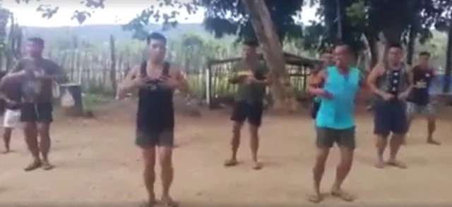 PH soldiers jumps in to funny dance challenge PH soldiers jumps in to funny dance challenge