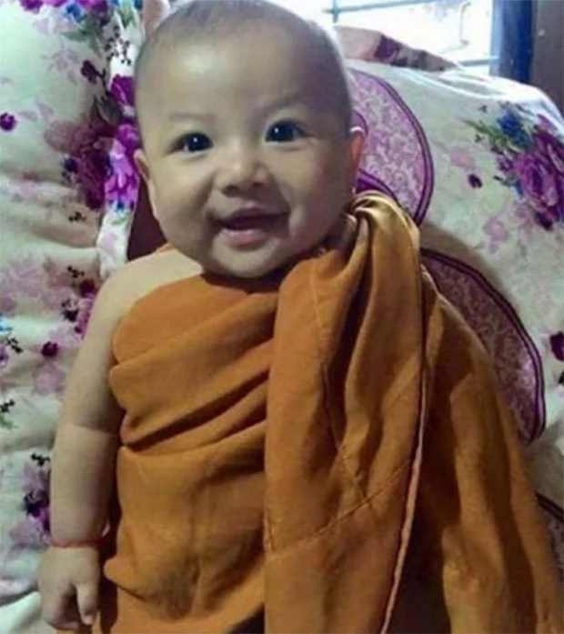 Baby survives miraculously despite being buried alive and stabbed 14 times by mother Baby survives miraculously despite being buried alive and stabbed 14 times by mother