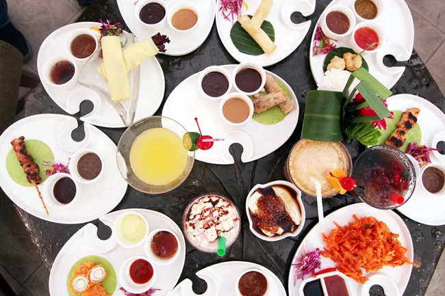 Street Food Served in Style: Manila Hotel’s Take On Philippine Hawker-Style Food Street Food Served in Style: Manila Hotel’s Take On Philippine Hawker-Style Food