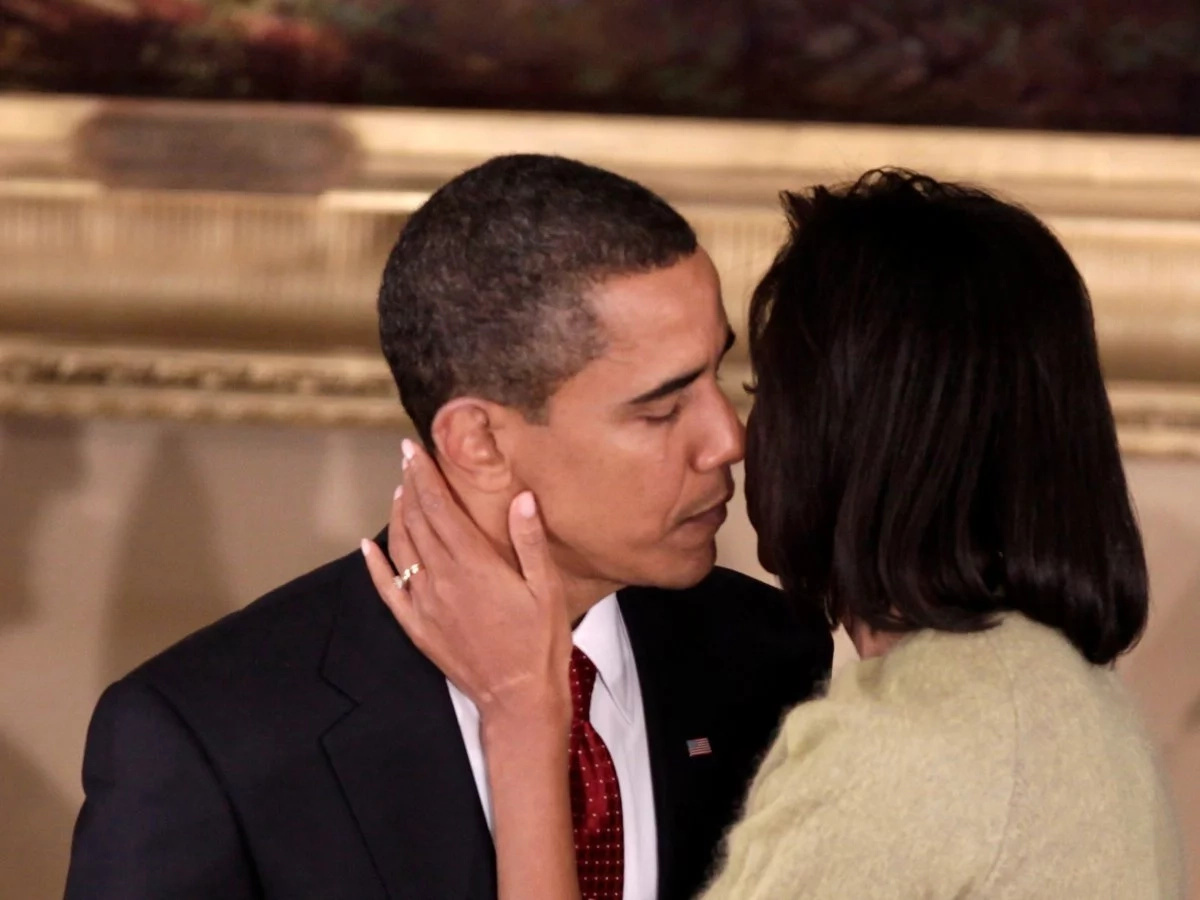 Should Kenyan leaders emulate Obama and Michelle in public display of love? Should Kenyan leaders emulate Obama and Michelle in public display of love?