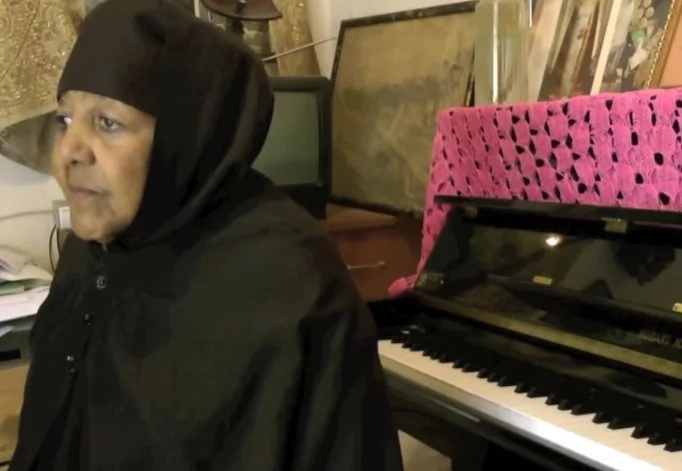 Nun who is almost 100 years old is a talented pianist and composer Nun who is almost 100 years old is a talented pianist and composer
