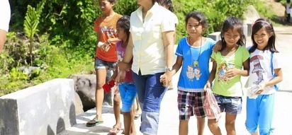 Simpleng may puso! Humble VP Leni meets with the members of "laylayan"
