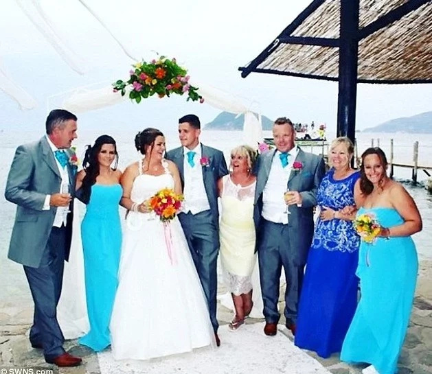 Couple's Dream Wedding Ruined After Dozens Of Guests Suffer Unstoppable Diarrhoea And Vomiting (photos) Couple's Dream Wedding Ruined After Dozens Of Guests Suffer Unstoppable Diarrhoea And Vomiting (photos)