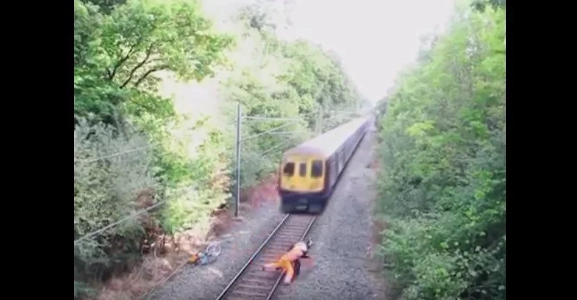 Heroic Railway Worker Saves A Man From A Speeding Train Heroic Railway Worker Saves A Man From A Speeding Train