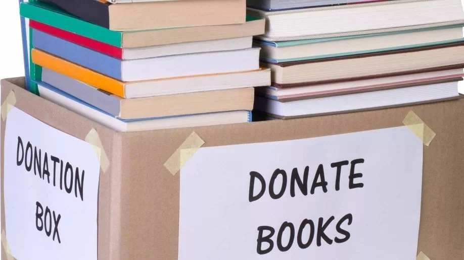 7 Ways to Donate Books to Africa and Other Third World Countries