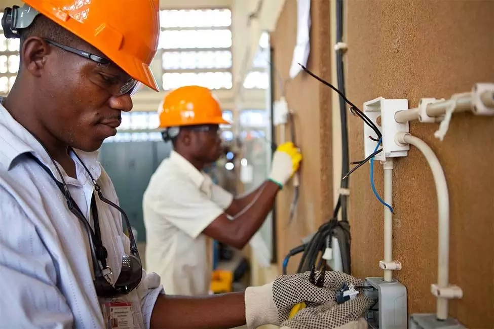 How To Become An Electrician In Nigeria