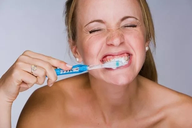 7 Common Mistakes You Make When Brushing Your Teeth