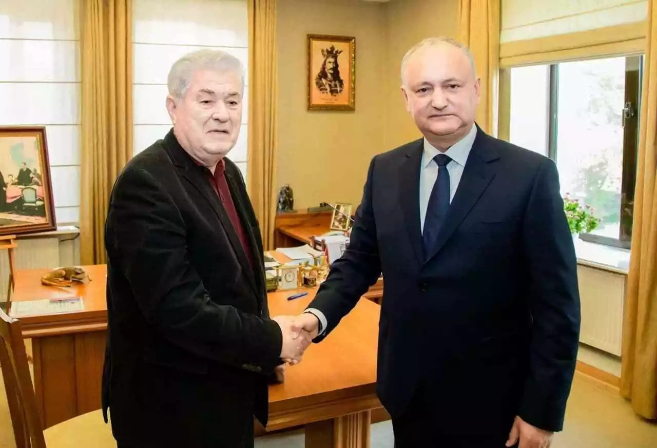Vladimir Voronin și Igor Dodon semnează Acordul de creare al Blocului electoral al Comuniștilor și Socialiștilor