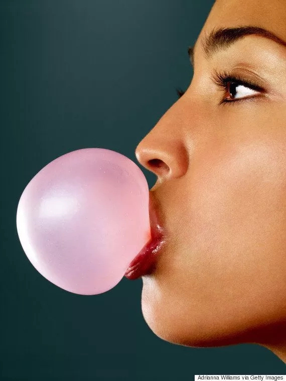 Advantages and Disadvantages of Chewing Gum